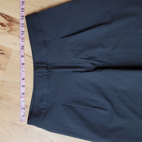 Lululemon Wide Legged Wonder Pant - Picture 6 of 11